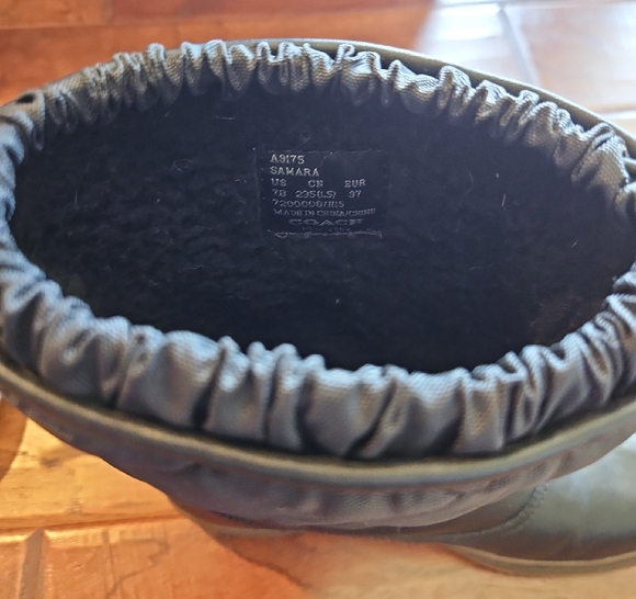 Coach Quilted Black Winter Boots - Picture 5 of 7